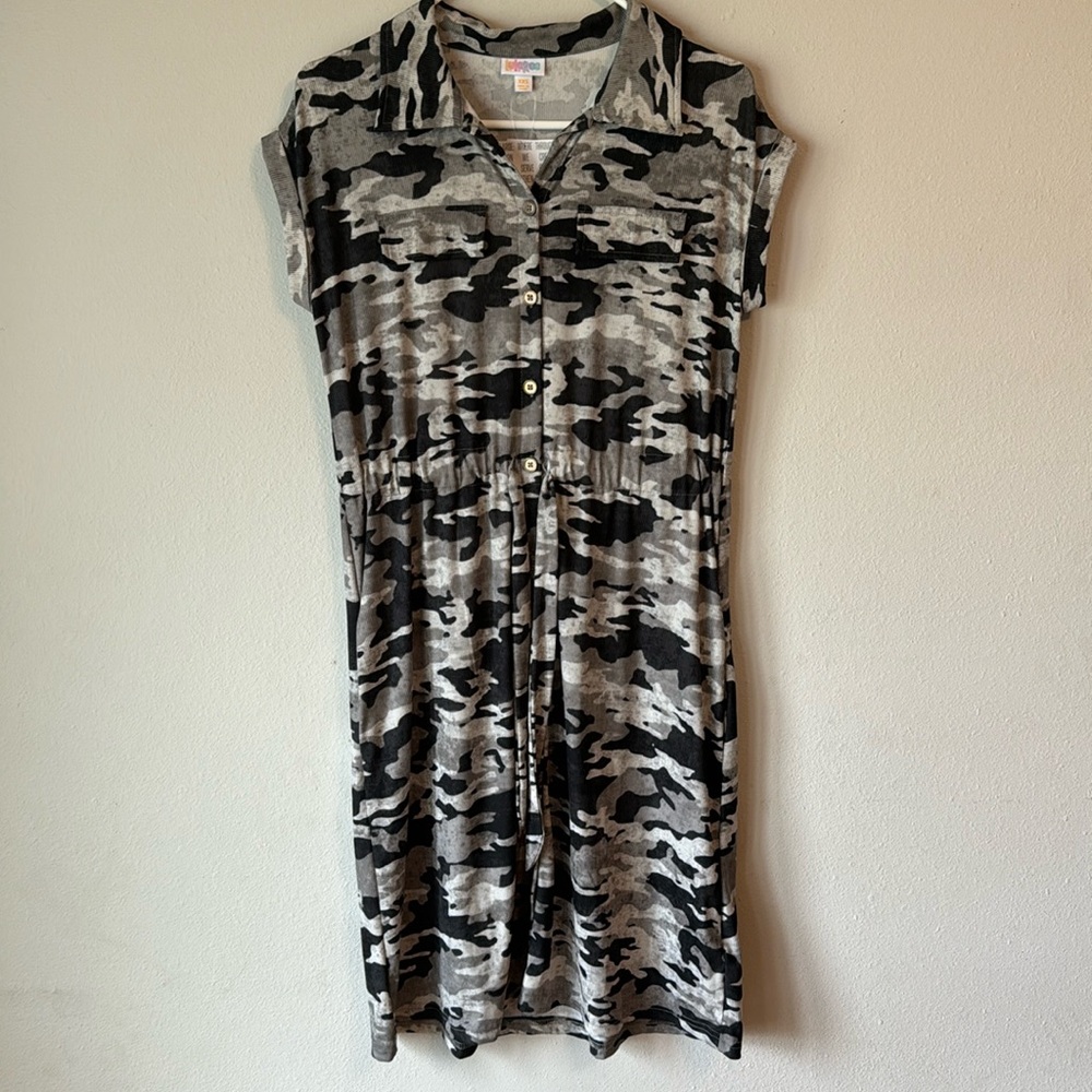LuLaRoe Stacie shirt dress, xxs black/gray’s camouflage